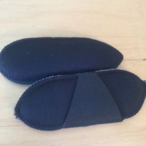Bra strap pads   black